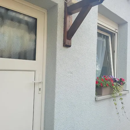 Kleines Gaestehaus Fuer 2 Halle (Saale)